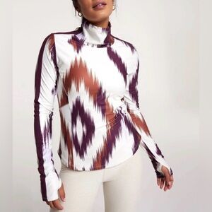 Calia Stylish Patterned Long Sleeve Top in White, Purple, and Brown Size Small
